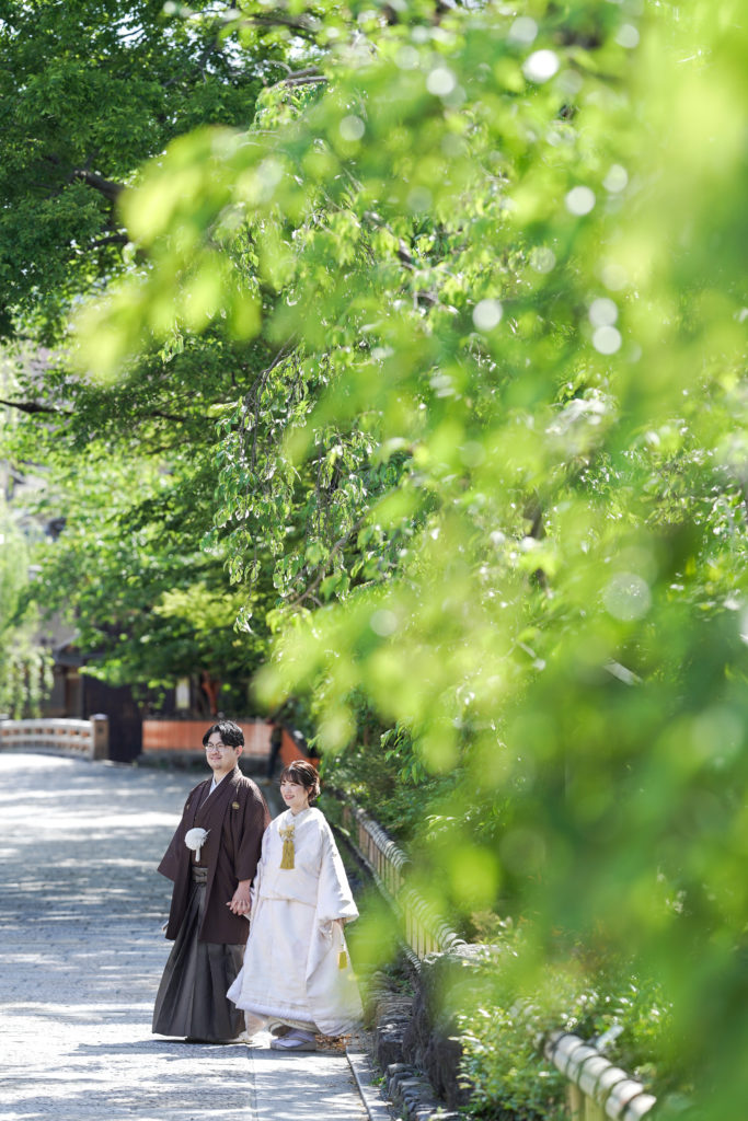 光が綺麗な京都祇園の和装前撮り