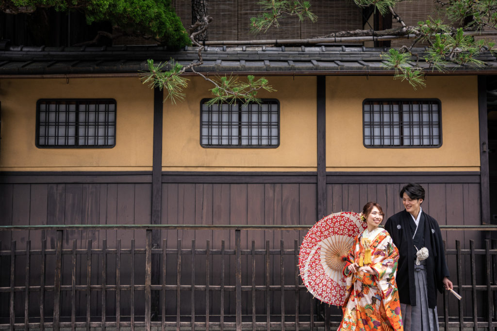 色打掛の和装前撮りを京都の祇園で