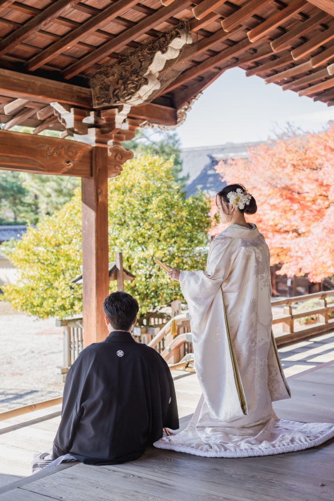 大覚寺で白無垢の和装前撮りをする新婦様