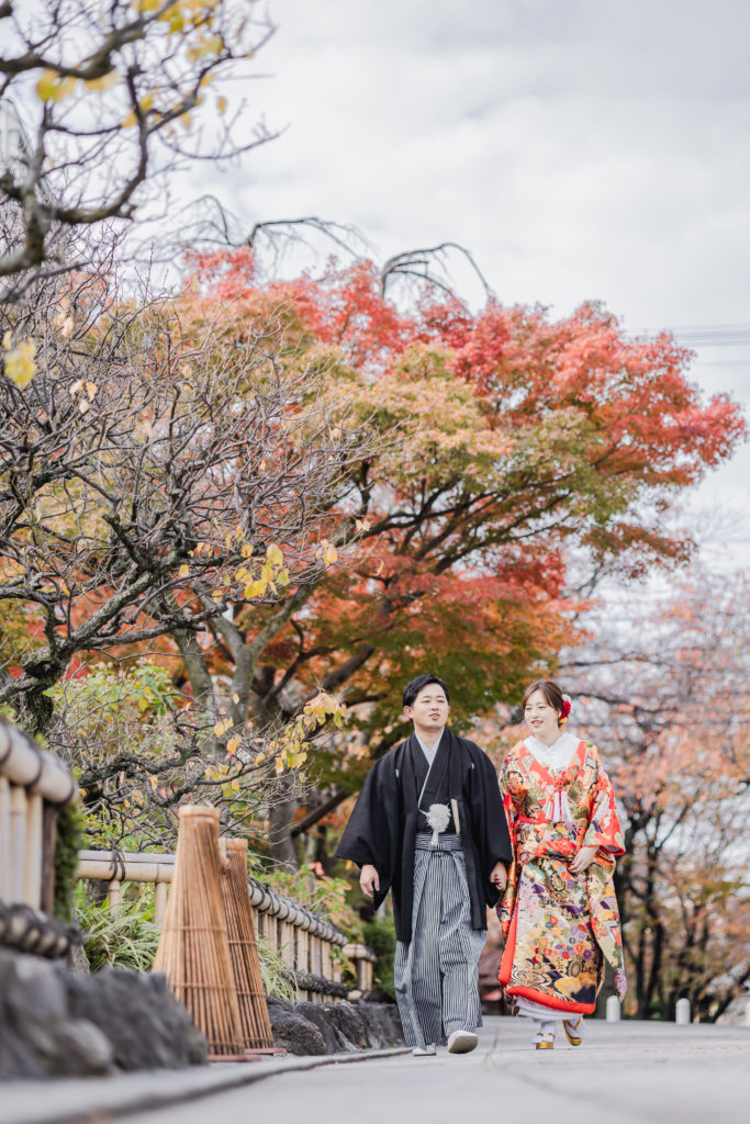 祇園の紅葉で和装前撮り