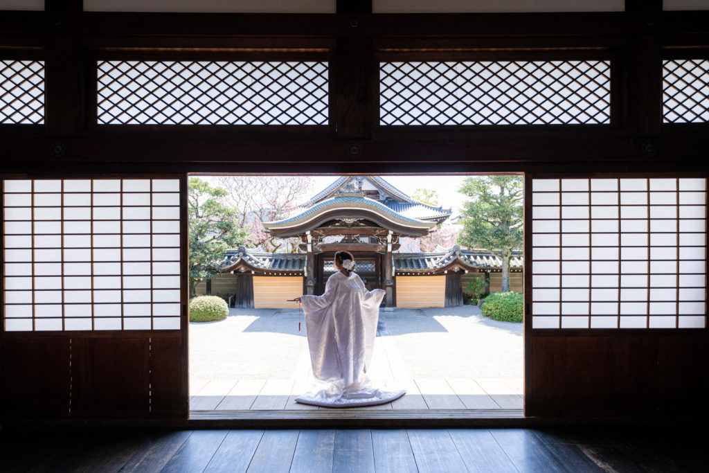 京都の金戒光明寺で白無垢の和装前撮り