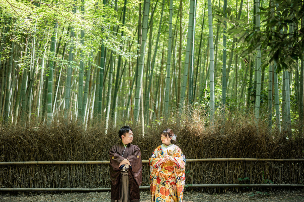 早朝の嵐山で撮影する前撮りロケーション