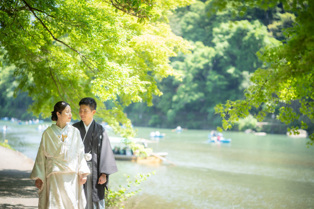 自然な雰囲気の川沿いロケーション撮影 京都