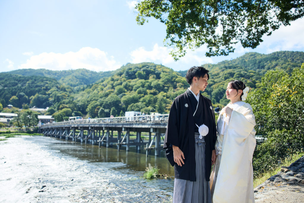 渡月橋が素敵な嵐山前撮り写真