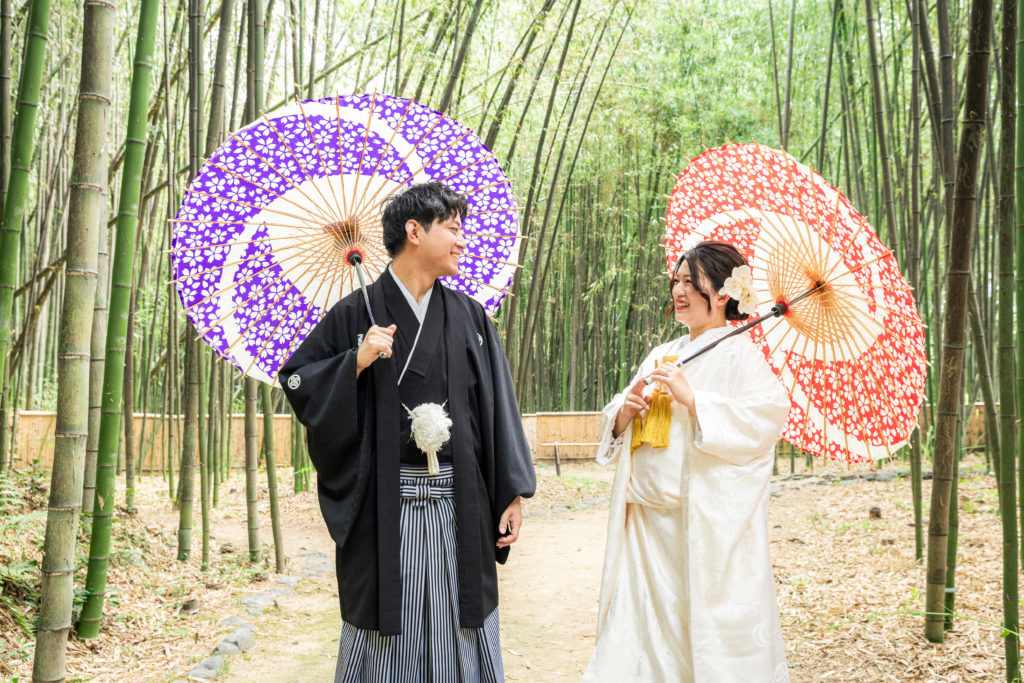 番傘を使った大覚寺前撮り写真