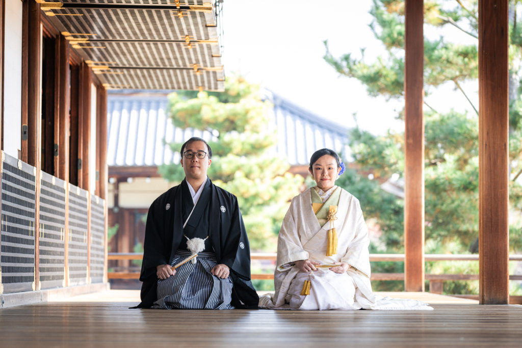 京都らしい寺院で撮影する大覚寺前撮り