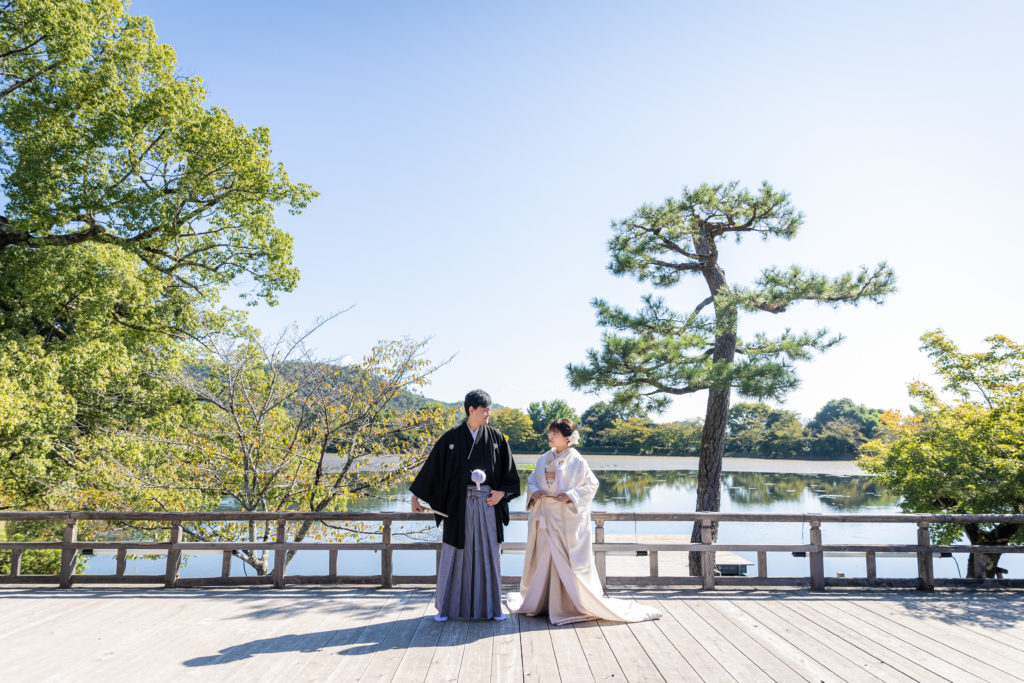 屋内外どちらも撮影できる大覚寺和装前撮り