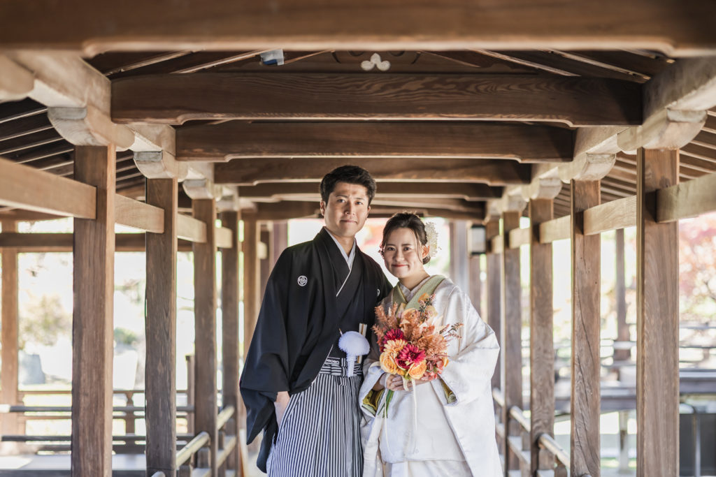 廊下ショットが人気の大覚寺和装前撮り