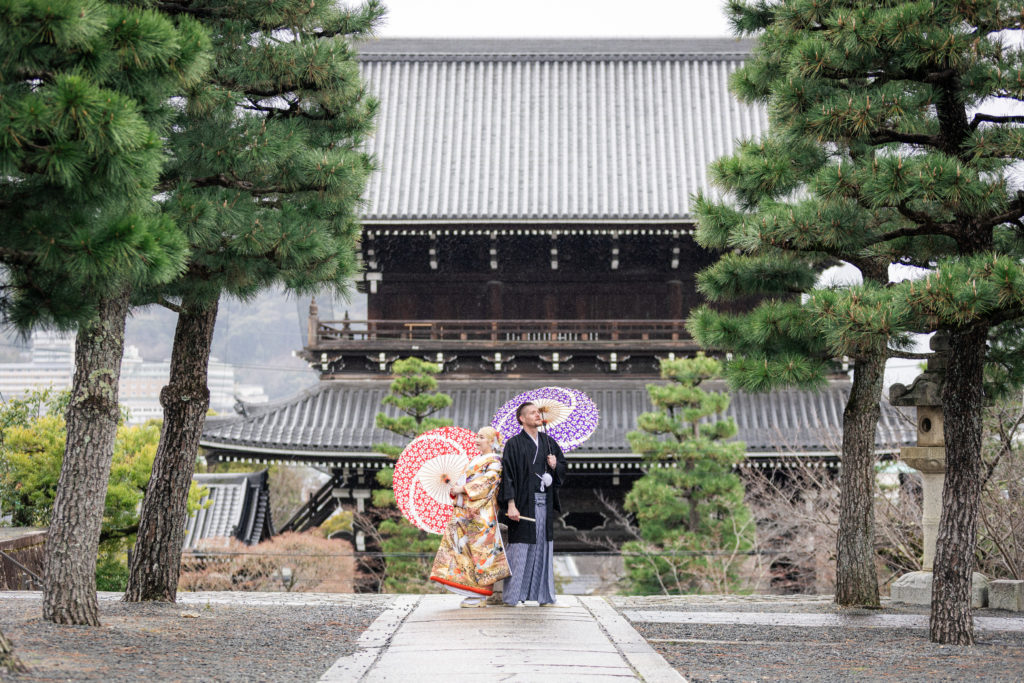 雨の日に撮影する金戒光明寺前撮り 番傘ショット