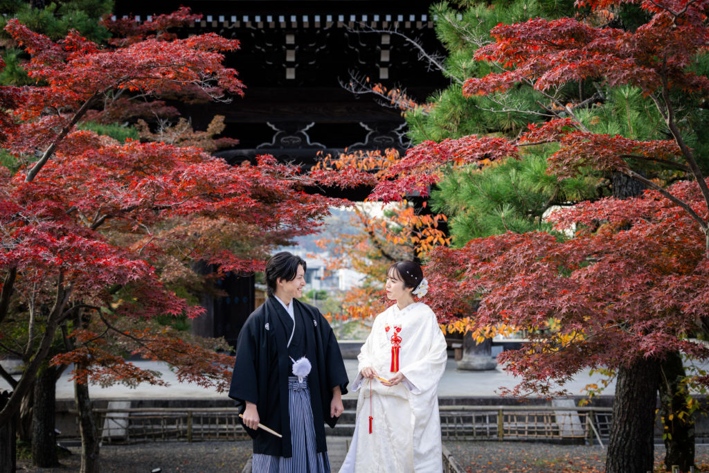 建物と紅葉を活かした金戒光明寺和装前撮り